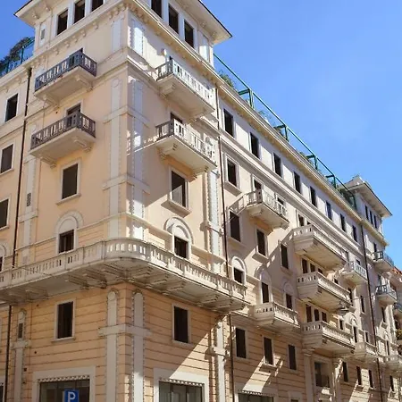 Via Bozzi Luxury Apartament *