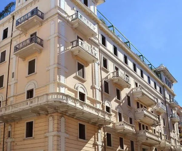 Via Bozzi Luxury דירה *